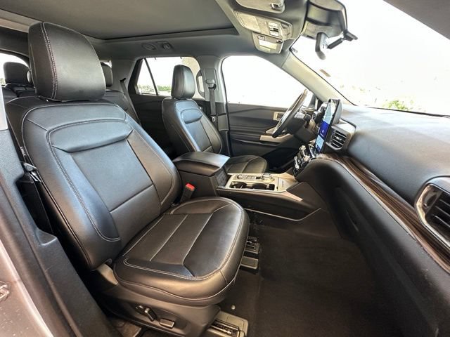 Certified 2024 Ford Explorer Limited w/ Limited Technology Package AWD/4WD image 26