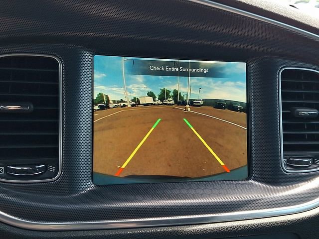 Used 2018 Dodge Charger SXT Plus RWD image 17