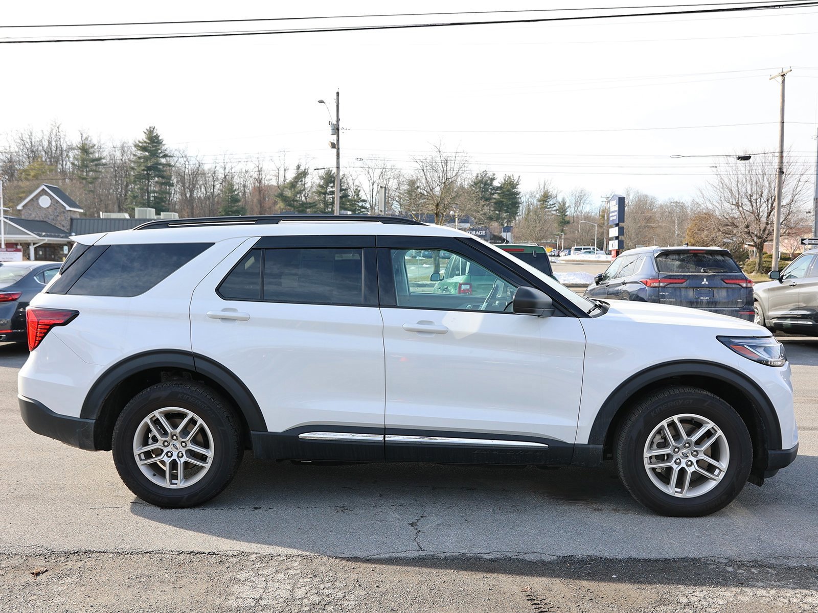 Certified 2025 Ford Explorer Active image 2