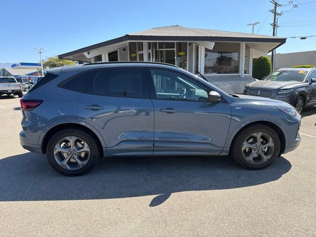 Certified 2023 Ford Escape ST-Line FWD image 8