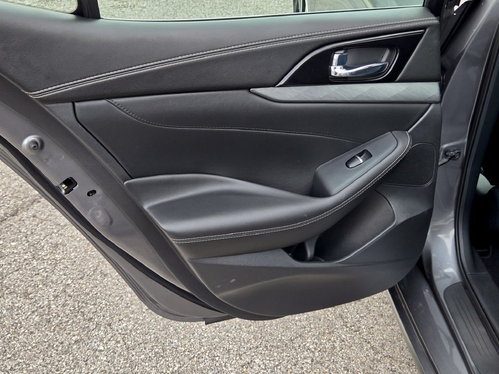 Used 2018 Nissan Maxima 3.5 SL FWD image 19