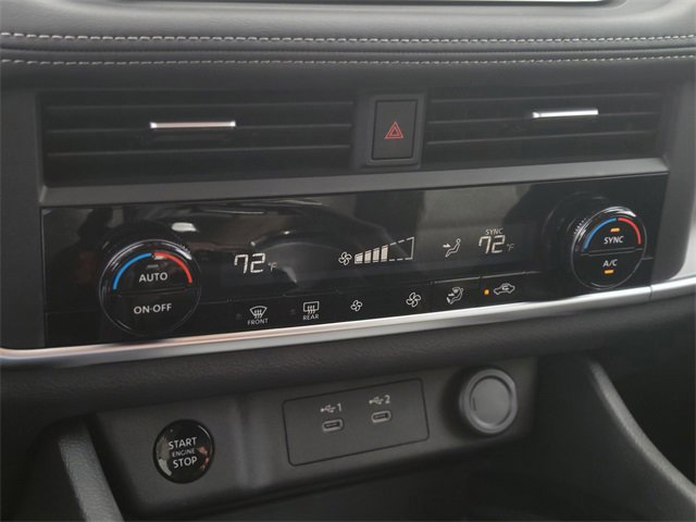 Used 2026 Nissan Rogue SV image 28