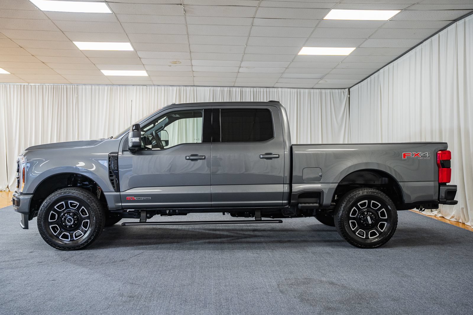 Certified 2025 Ford F250 Platinum AWD/4WD image 5