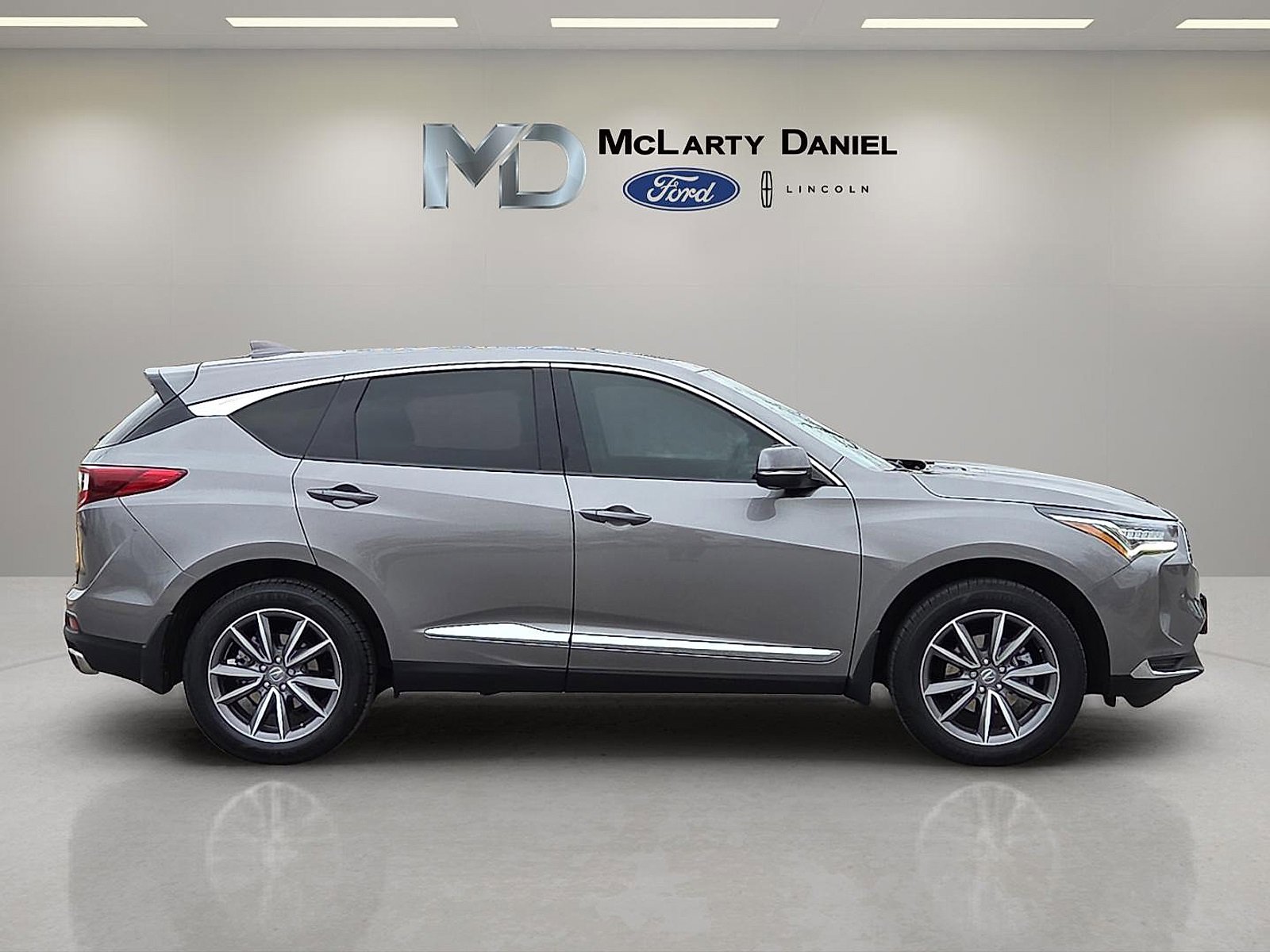 Used 2023 Acura RDX w/ Technology Package image 6