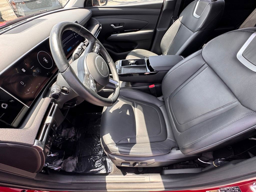Used 2025 Hyundai Tucson Limited AWD/4WD image 18