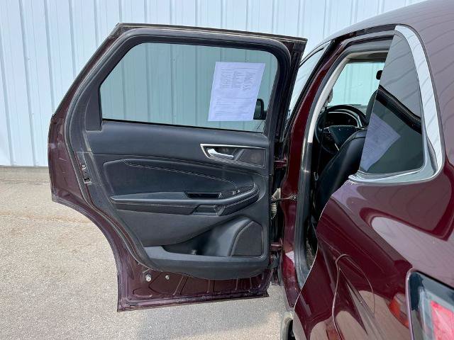 Certified 2017 Ford Edge Titanium w/ Equipment Group 301A AWD/4WD image 15