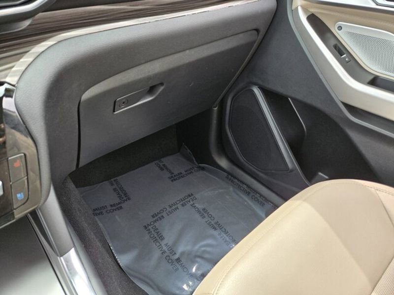 Certified 2023 Ford Explorer Limited w/ Limited Technology Package RWD image 31
