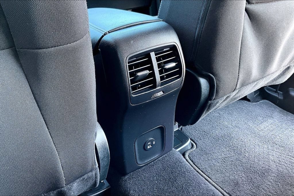 Certified 2022 Ford Escape SE FWD image 33