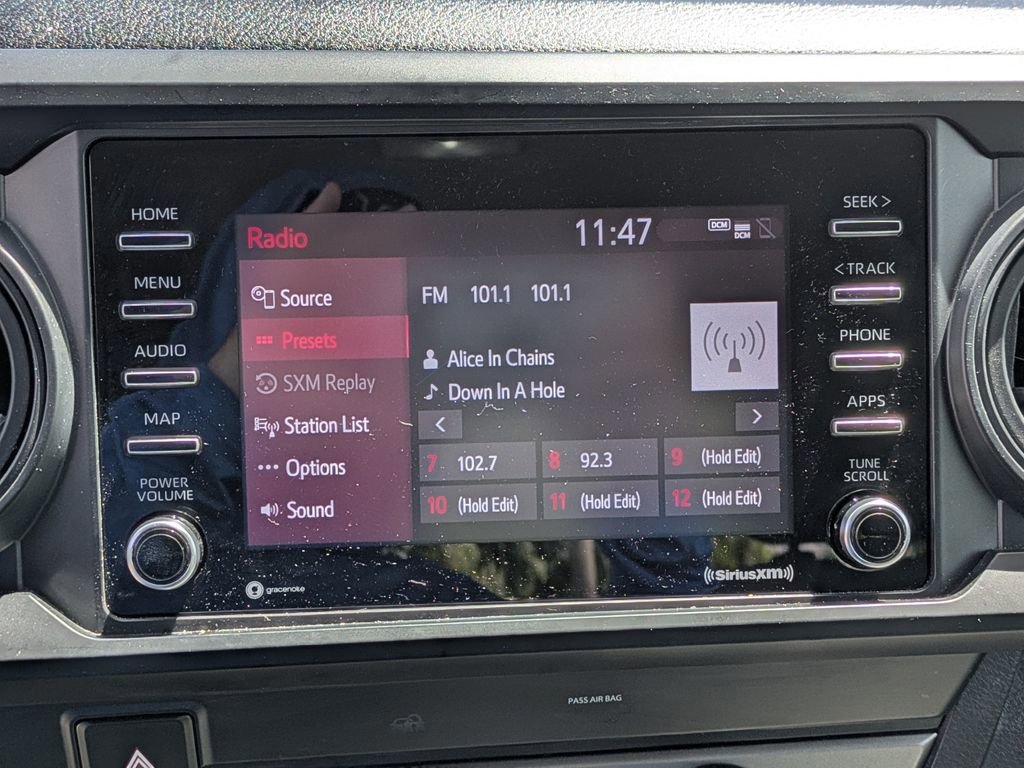 Used 2022 Toyota Tacoma SR RWD image 17