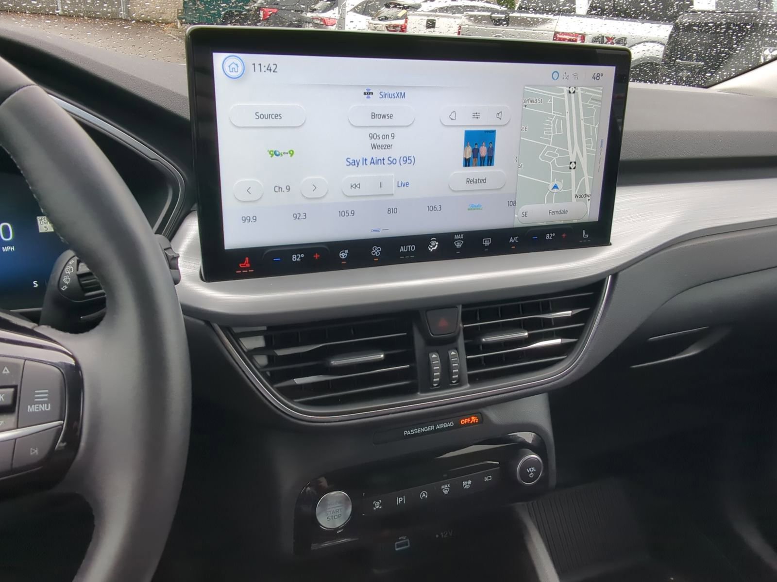 Certified 2023 Ford Escape Platinum image 31