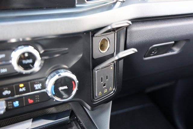 Certified 2025 Ford F250 Platinum image 24
