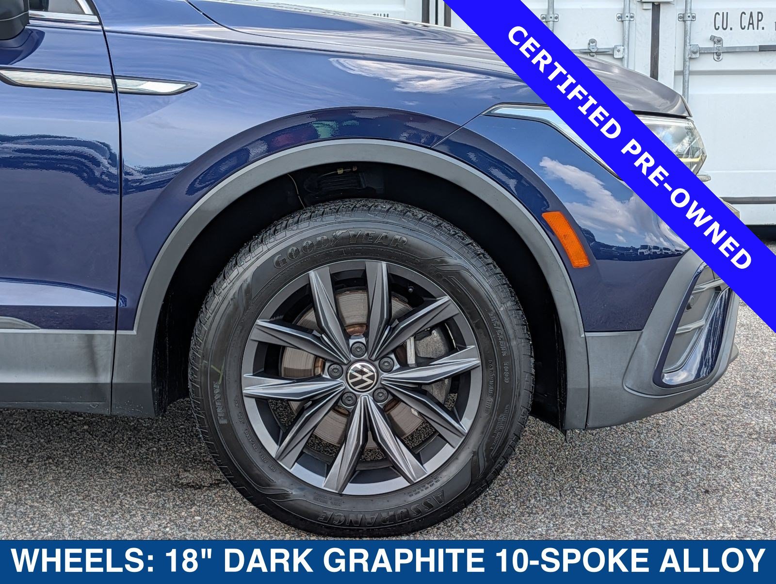 Used 2022 Volkswagen Tiguan SE FWD image 12