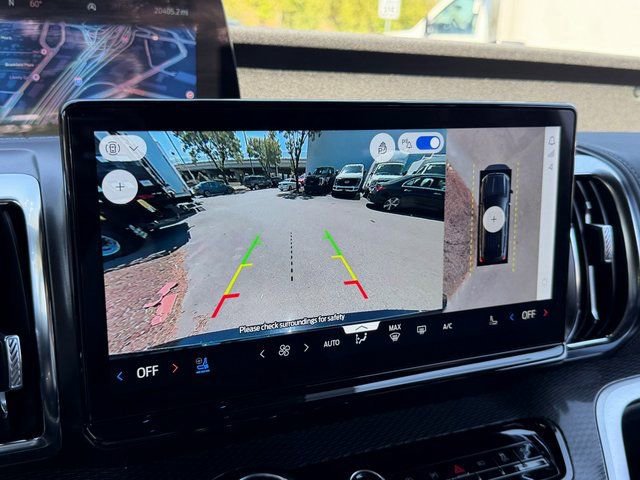 Certified 2025 Ford Expedition Platinum w/ Stealth Appearance Package image 20