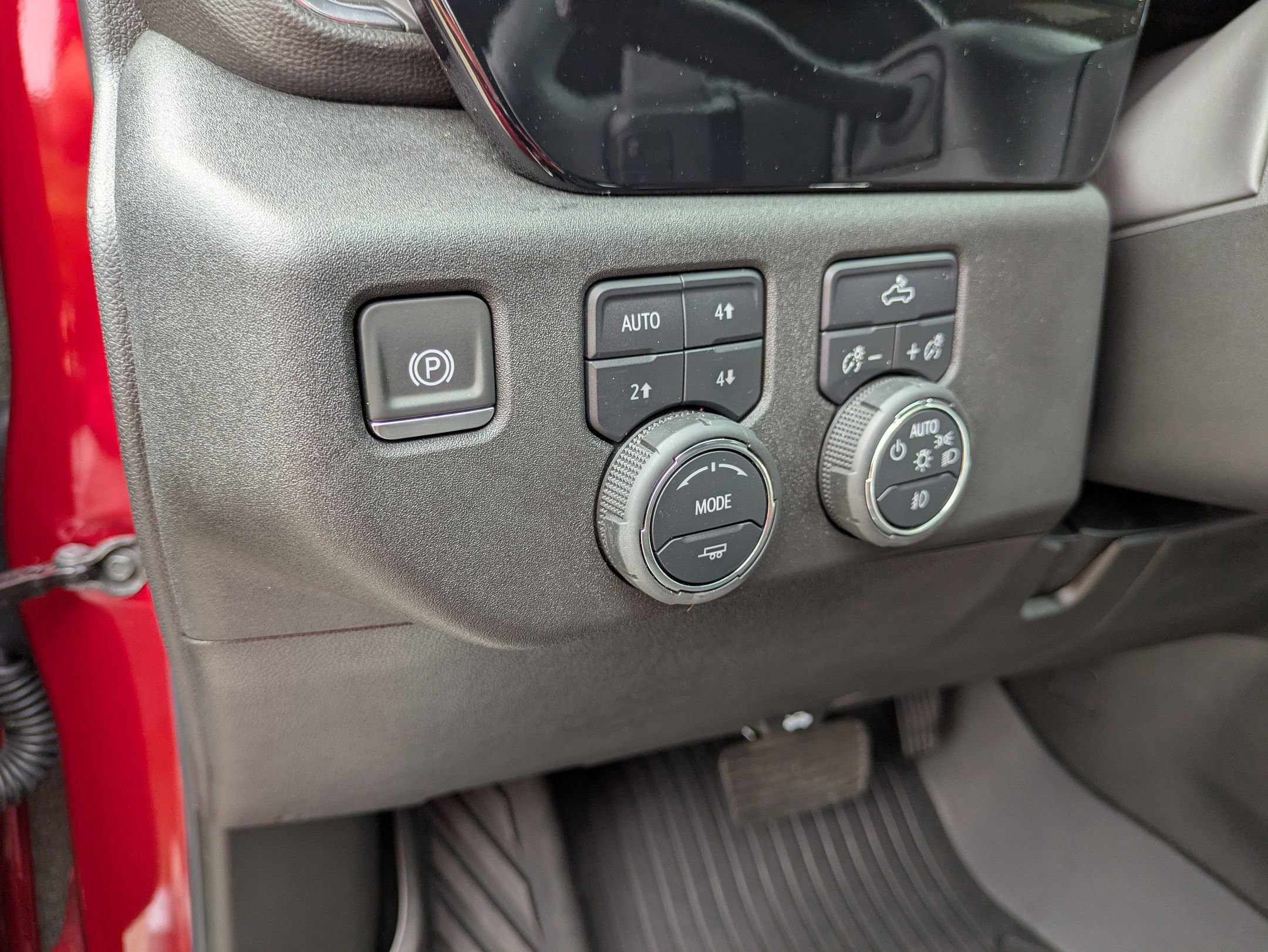 Used 2024 Chevrolet Silverado 1500 RST image 18