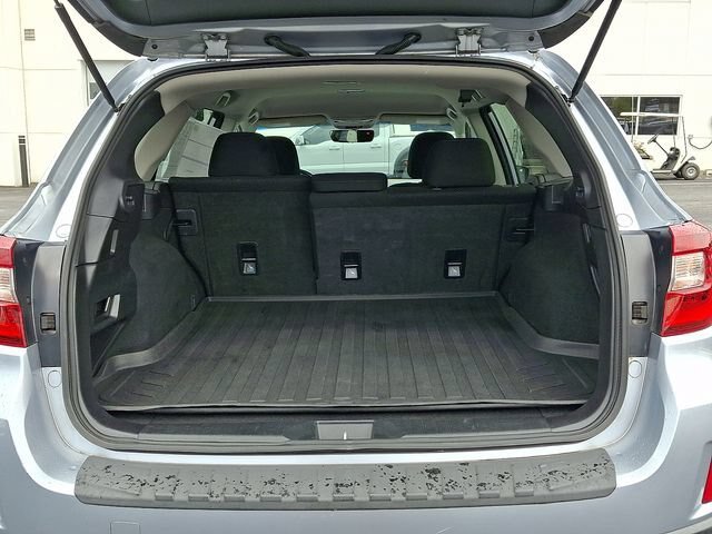 Used 2017 Subaru Outback 2.5i Premium w/ Popular Package #2 AWD/4WD image 28