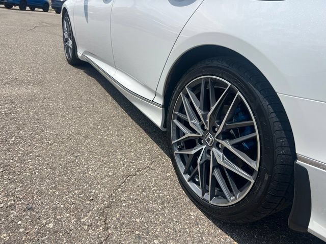 Used 2020 Honda Accord Touring image 27