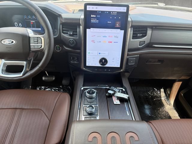 Certified 2024 Ford Expedition Max King Ranch AWD/4WD image 4
