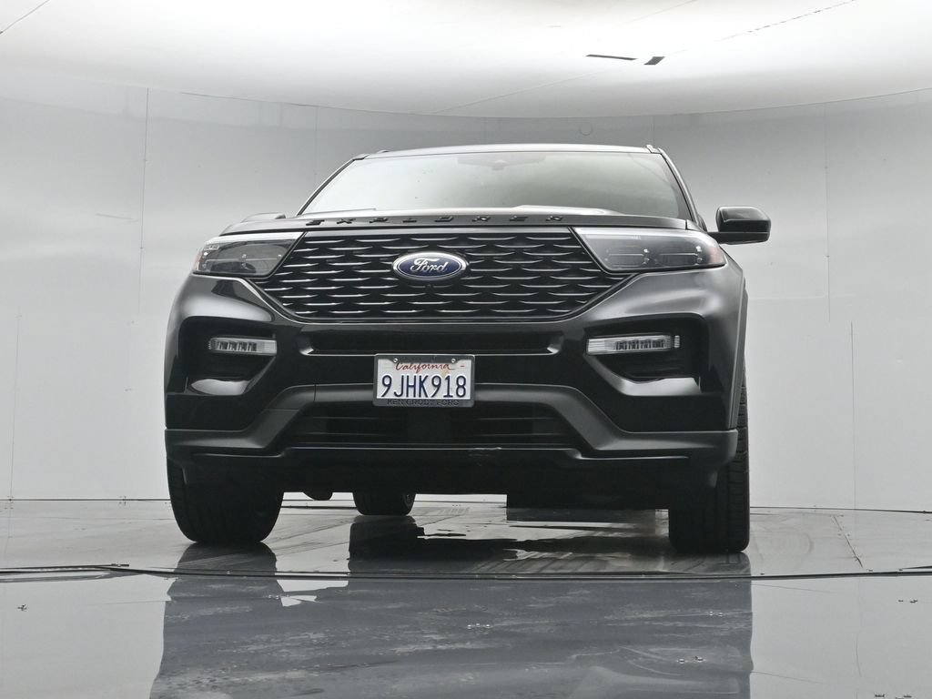 Certified 2023 Ford Explorer ST-Line RWD image 4