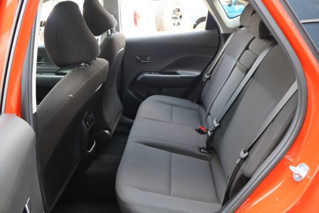 Used 2025 Hyundai Kona SEL FWD image 25