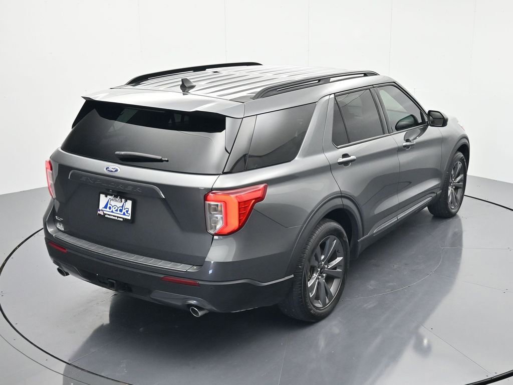 Certified 2023 Ford Explorer XLT w/ Equipment Group 202A RWD image 34