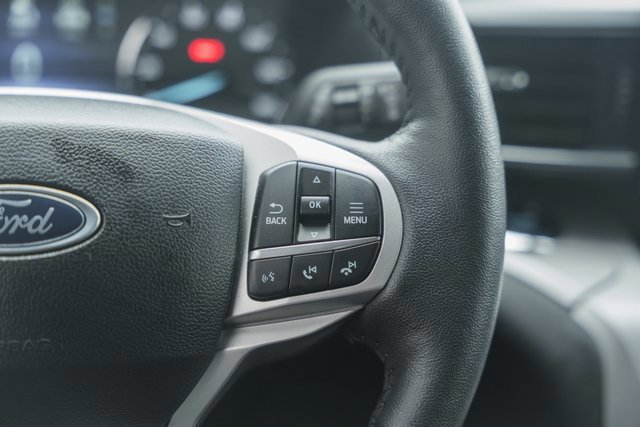 Certified 2024 Ford Explorer XLT w/ Equipment Group 202A image 30