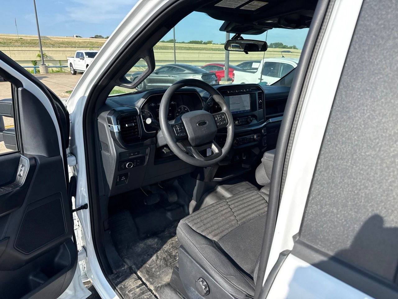 Certified 2022 Ford F150 XL w/ STX Black Appearance Package AWD/4WD image 21