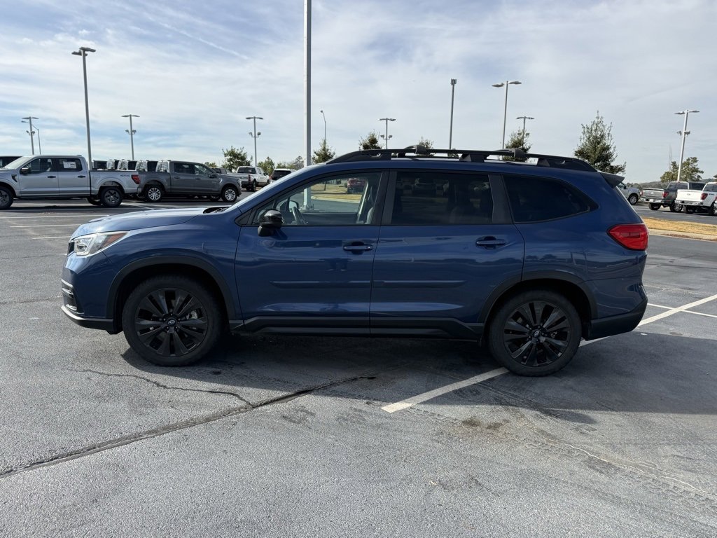 Used 2022 Subaru Ascent Onyx Edition image 4