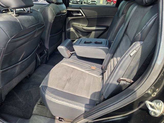 Used 2022 Mitsubishi Outlander SE AWD/4WD image 15