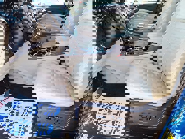 Certified 2019 Ford Escape Titanium image 22