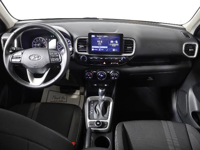 Used 2022 Hyundai Venue SEL image 12