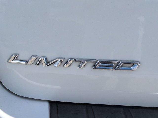 Certified 2020 Ford Explorer Limited RWD image 13
