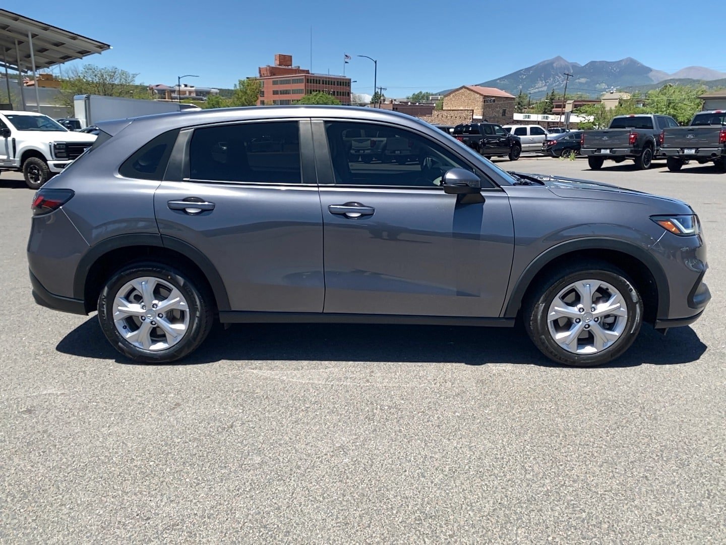 Used 2023 Honda HR-V LX image 4