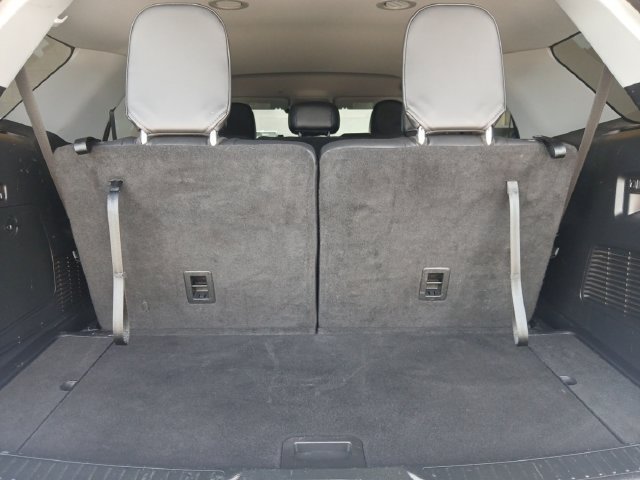 Certified 2022 Ford Explorer XLT w/ Equipment Group 202A RWD image 5