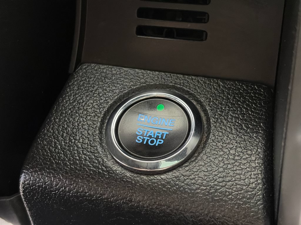 Certified 2017 Ford F150 Lariat AWD/4WD image 24