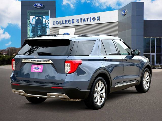 Certified 2021 Ford Explorer XLT w/ Equipment Group 202A RWD image 4