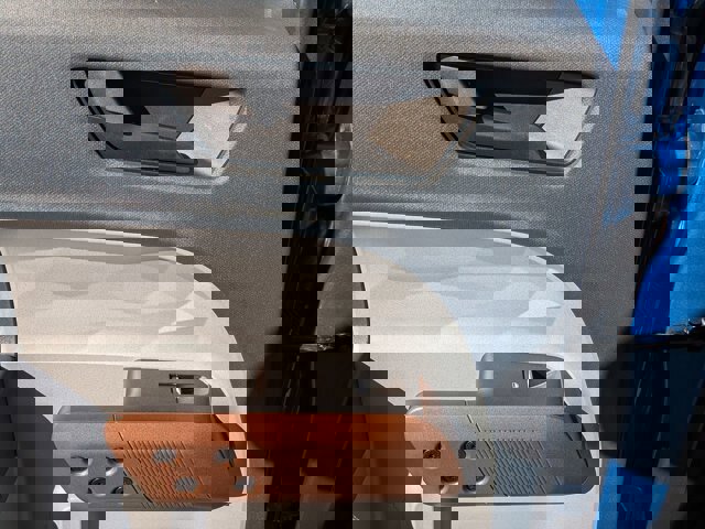 Certified 2022 Ford Maverick Lariat w/ Lariat Luxury Package image 29