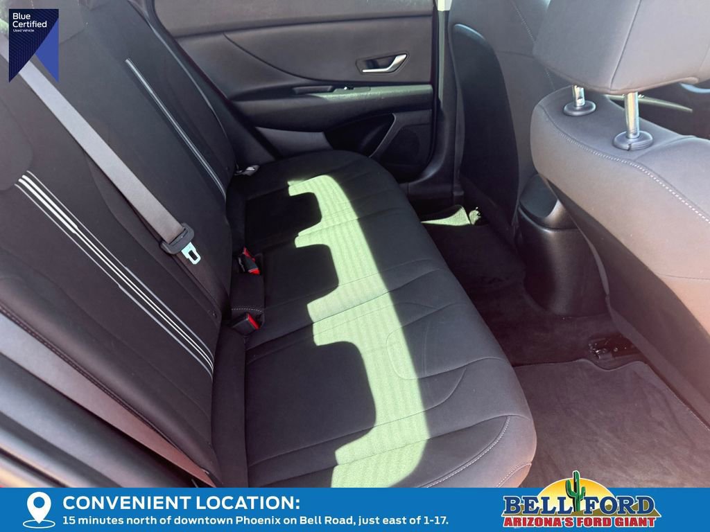 Used 2022 Hyundai Elantra SEL image 10