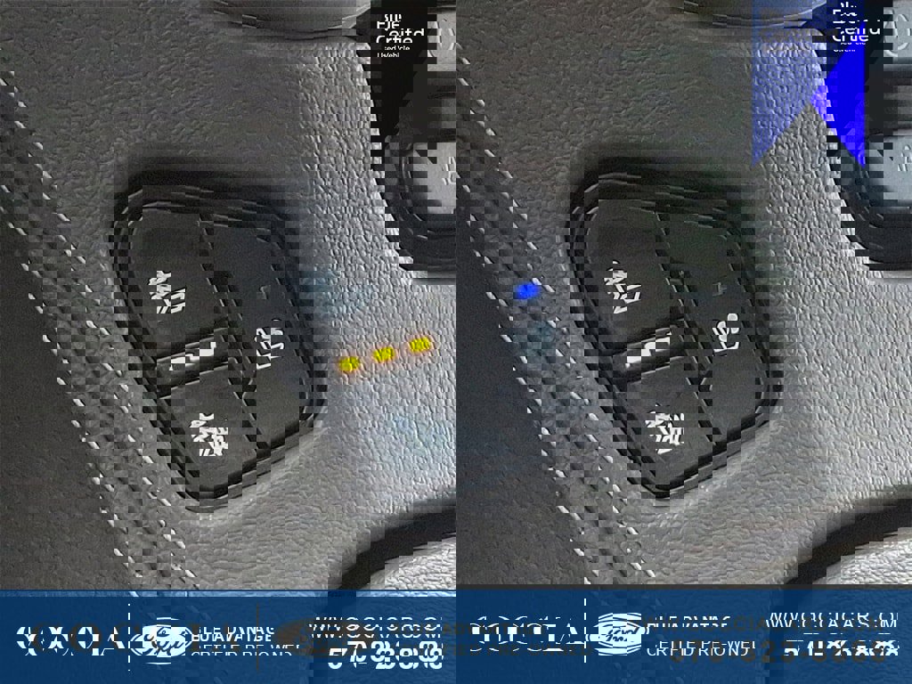 Used 2018 GMC Yukon Denali image 26