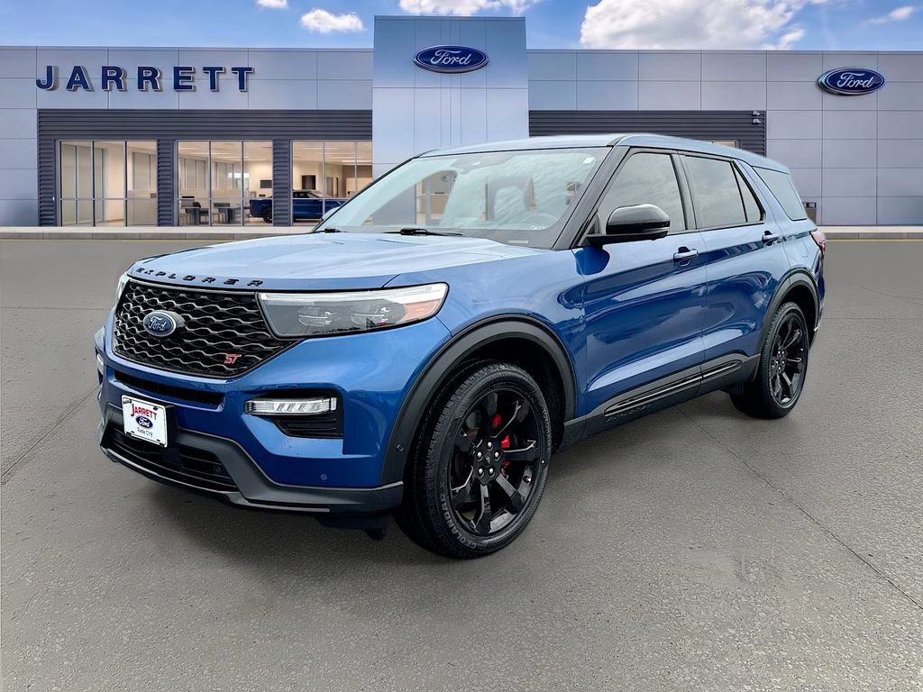 Certified 2022 Ford Explorer ST w/ Equipment Group 401A AWD/4WD image 3