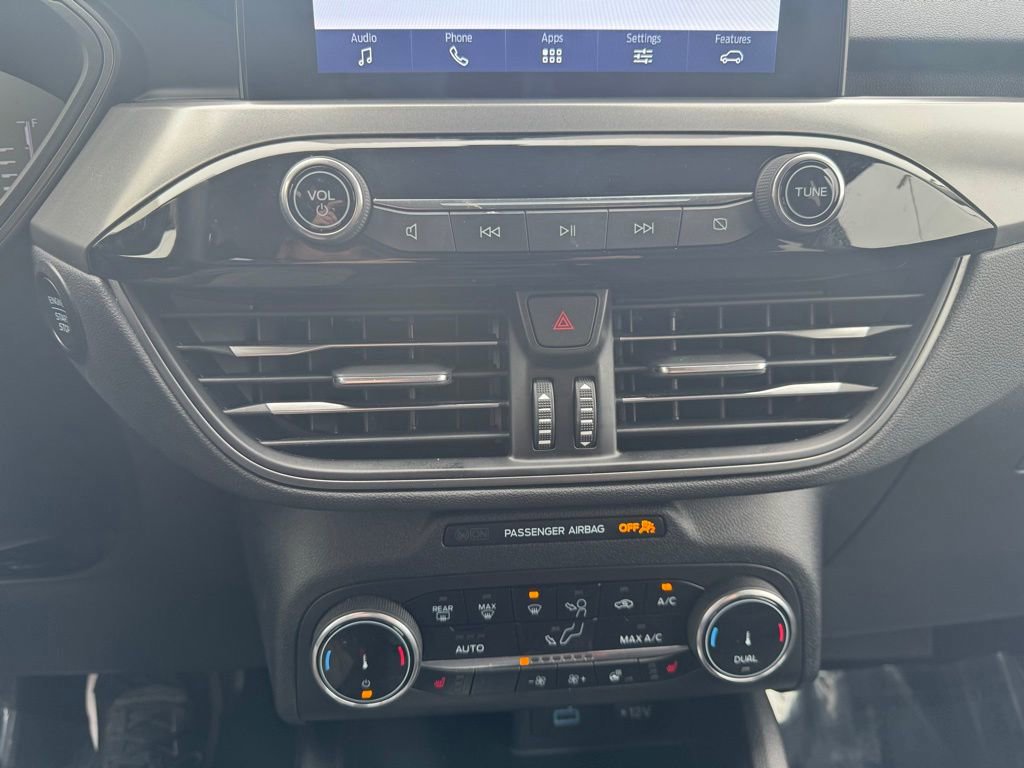 Certified 2023 Ford Escape Active AWD/4WD image 18