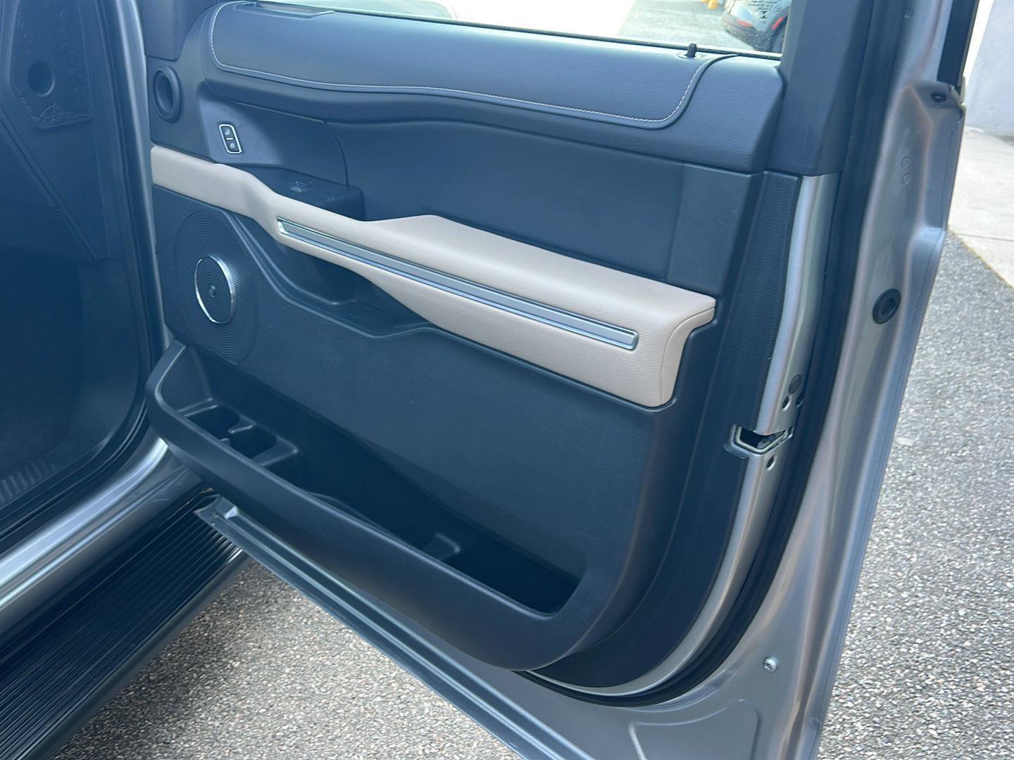 Certified 2024 Ford Expedition Max Limited image 16