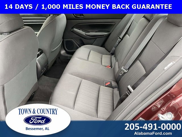 Used 2024 Nissan Altima 2.5 SV image 13