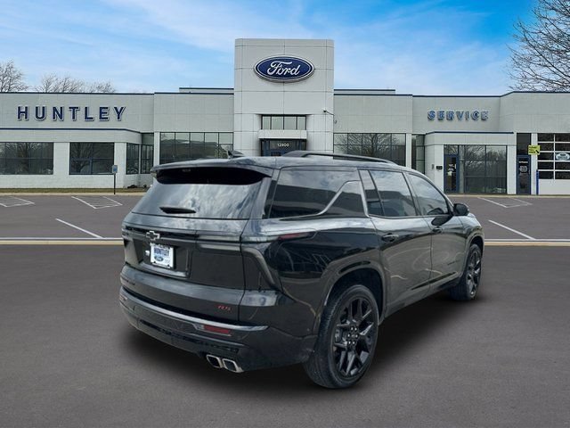 Used 2024 Chevrolet Traverse RS w/ LPO, Floor Liner Package AWD/4WD image 4