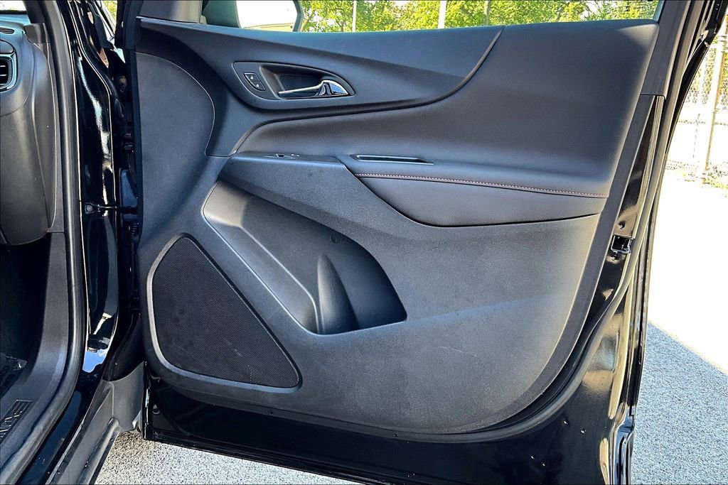 Used 2024 Chevrolet Equinox RS image 23