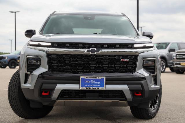 Used 2025 Chevrolet Traverse Z71 AWD/4WD image 2