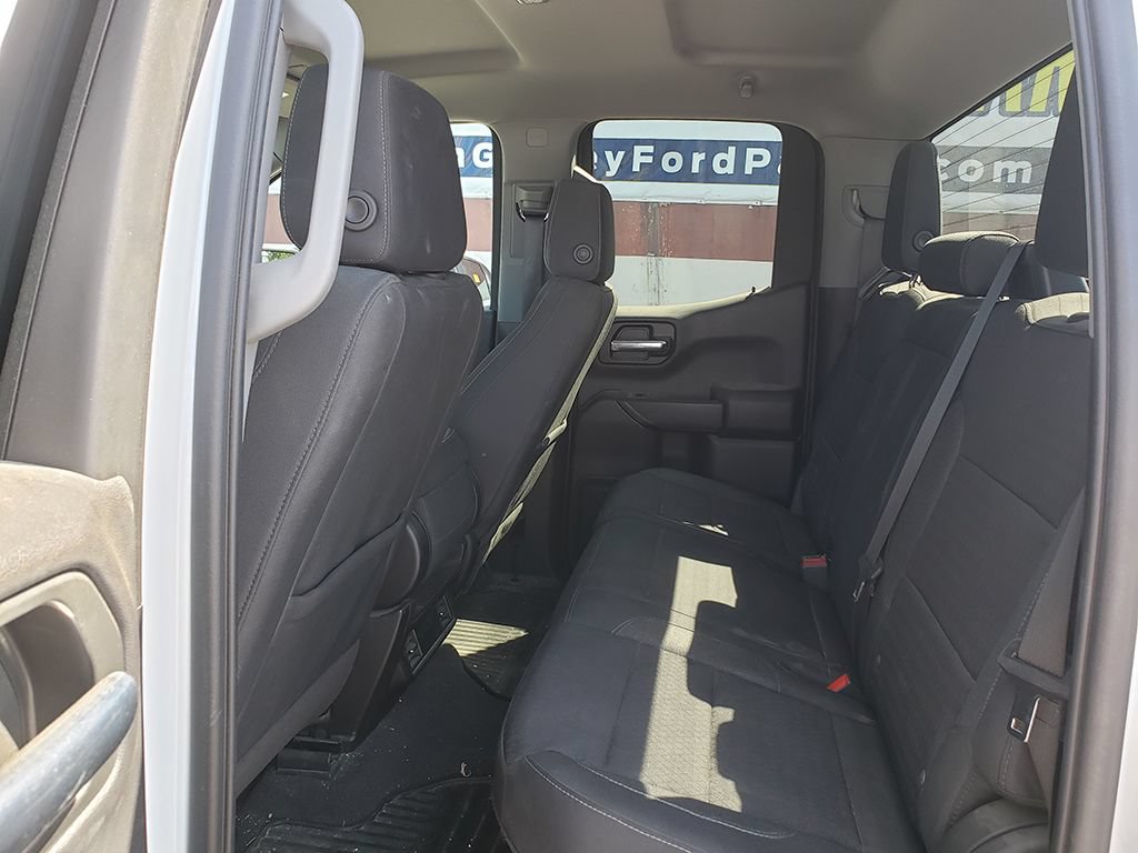 Used 2023 Chevrolet Silverado 1500 Custom AWD/4WD image 8