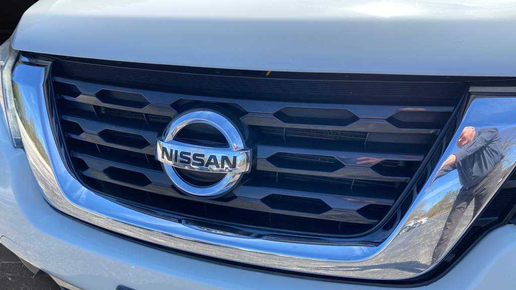 Used 2020 Nissan Pathfinder SV AWD/4WD image 41