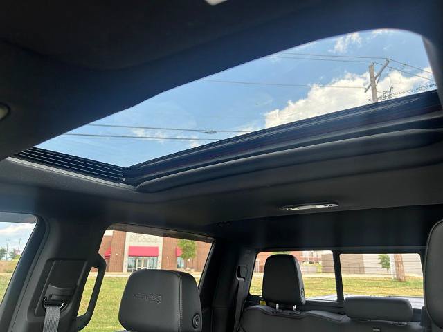 Used 2025 GMC Sierra 1500 AT4 w/ AT4 Premium Package AWD/4WD image 27