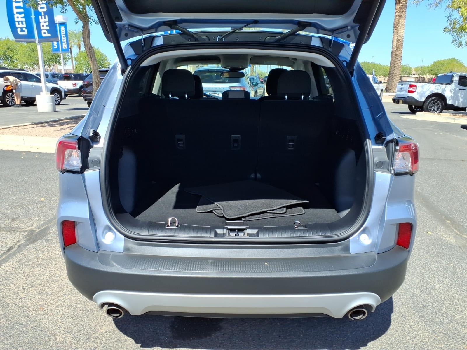 Certified 2022 Ford Escape SE w/ Convenience Package FWD image 16