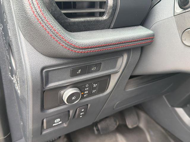 Certified 2022 Ford Expedition Limited image 11